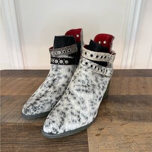 Women's Alcala's Spotted Cowhide Heeled Boots